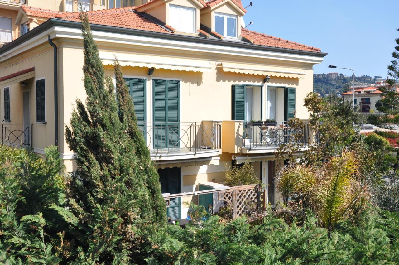 Appartamento Villa Rita A 100 M Dal Mare! فاليكروسيا المظهر الخارجي الصورة